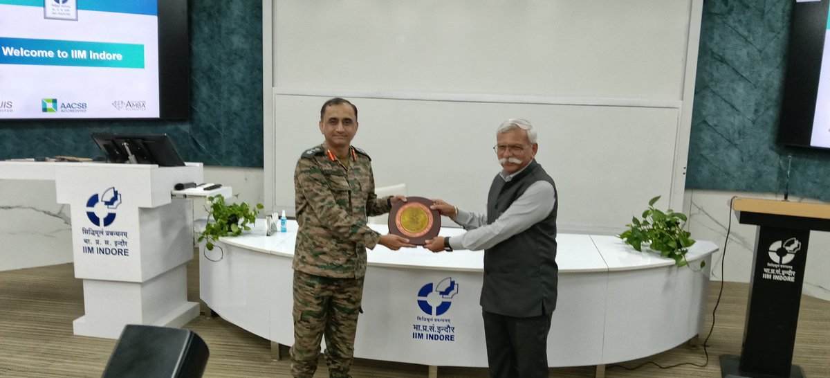 ia_awc's tweet photo. International Officers from Friendly Foreign Countries attending Junior Command Course at AWC visited the Indian Institute of Management (IIM) Indore for a dynamic insight and value exchange.The delegates engaged in meaningful discussions with esteemed faculty members and explored the state-of-the-art campus facilities during an enriching study tour.
#AWCIndia