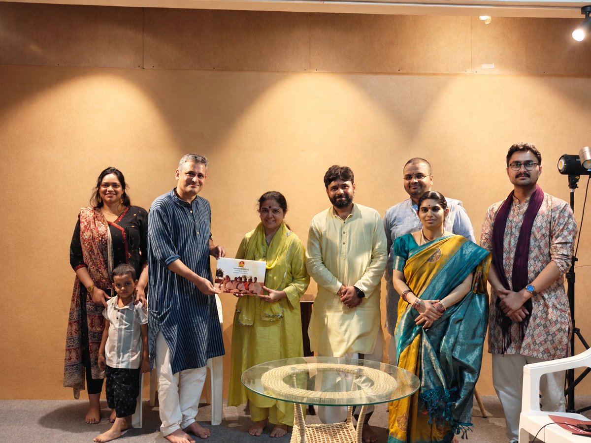 brhat_in's tweet photo. We were honoured to meet the team behind @vaidikabharata and learn more about the remarkable work they are doing to sustain Vedic learning, nurture the next generation of students, and strengthen the living continuity of our civilizational traditions.

We came away deeply inspired by the commitment, care, and conviction with which this work is being carried forward.

Initiatives such as these depend on collective support. 

If this work resonates with you, we invite you to learn more and contribute to this important effort of civilizational renewal.

Support Vaidika Bharata: https://t.co/F58bag44t7

@vvaayu