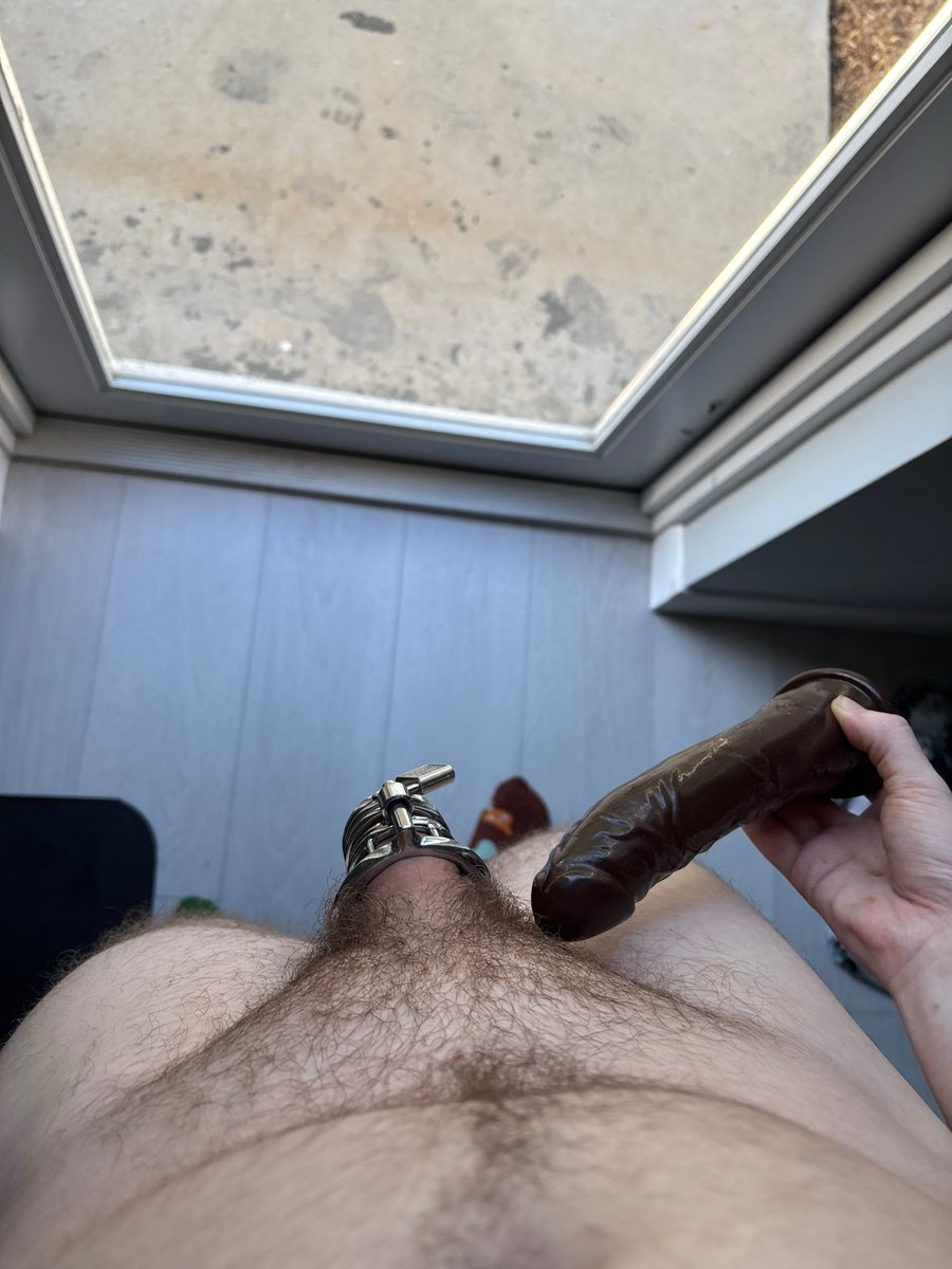 sissy_t0y's tweet photo. mmm i love showing how much of a slut i am https://t.co/j6clRQqvvd