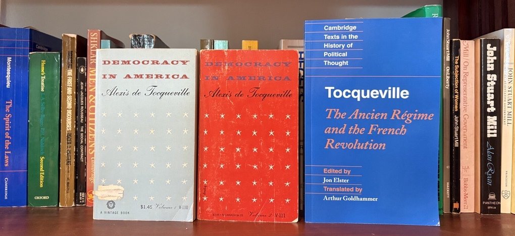 GerardoMunck's tweet photo. Tocqueville on Democracy &amp; Revolution

Since I'm working on the state, I find Tocqueville's work on France more relevant now. But both works are great contributions to political sociology.

Democracy in America: https://t.co/vh0l3DDKN6

The Ancien Régime: https://t.co/Ta2MnNeYYb https://t.co/RKQKsTKXUz