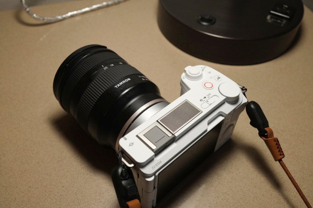 Takubow5's tweet photo. 懐かしすぎて死にそう。世界で一番好きなラノベ。 https://t.co/tuvGL9vdbG