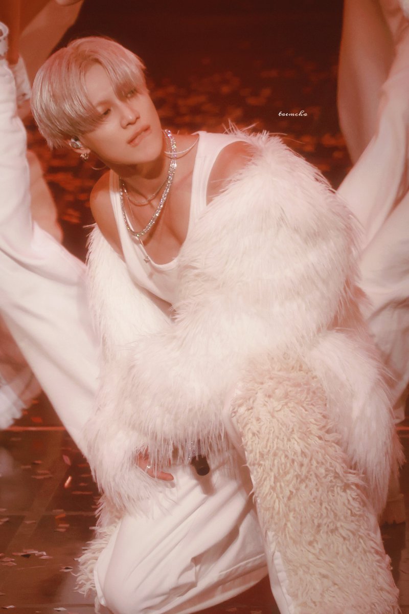 taemcha_6v6's tweet photo. 2026.09.18 🔥🔥
#태민 #泰民 #TAEMIN #テミン https://t.co/rtFh3vZAOv