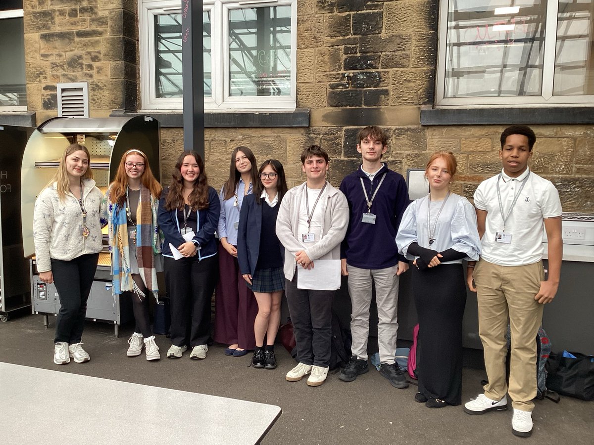 BRGS_1701's tweet photo. A huge thank you to Mrs Williamson and our School Council members for leading this weekโs assembly on democracy so brilliantly and launching the applications for this yearโs council. We are looking forward to seeing lots of applications.
๐ SERVICE
#fundamentalbritishvalues https://t.co/r9UqVDiczs