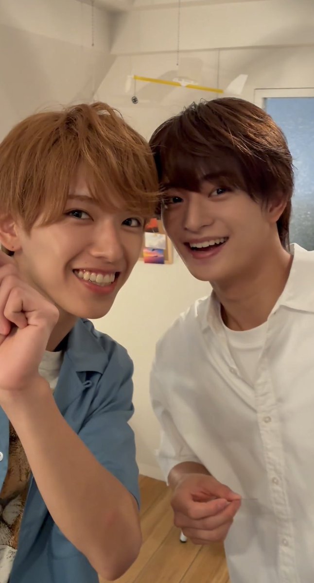 _merohidachu's tweet photo. 真っ暗なってからパッてうつるとこかわいー、幸ω幸♥ https://t.co/QyttkgmKrq