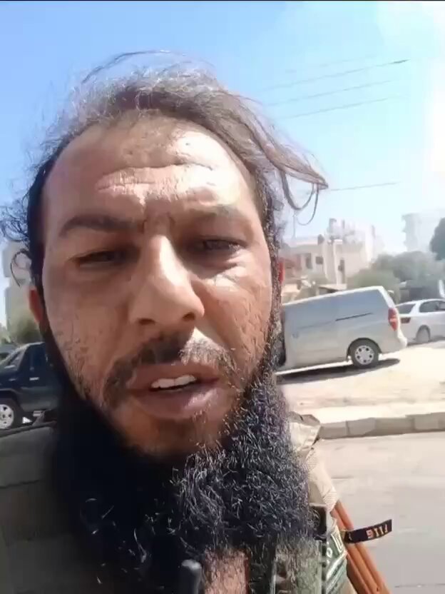 molhidon53's tweet photo. الوجوه التي يمتلها هدا الدين الارهابي https://t.co/fhU3LqDymI