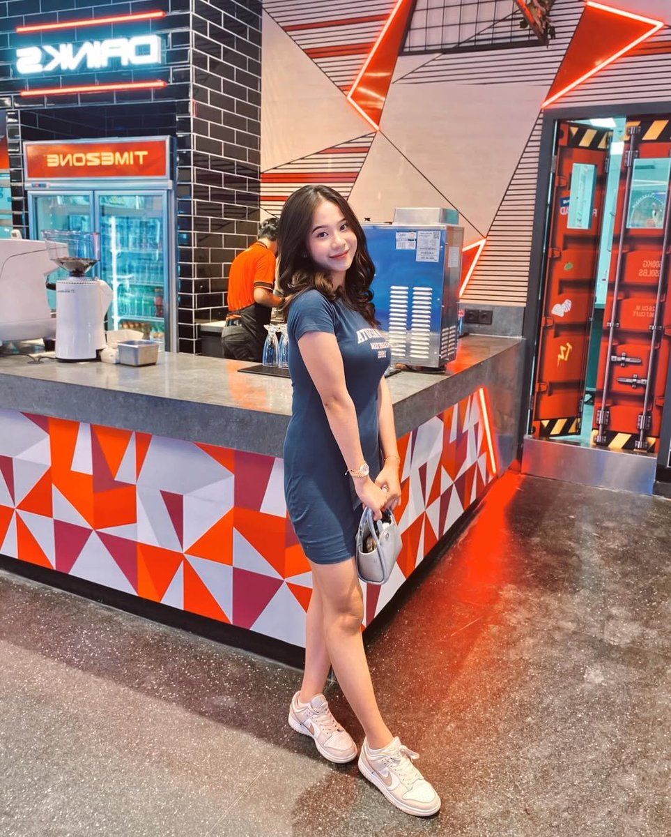 xiqky's tweet photo. Ready surabaya sekitarnya 💌
Boking di bio 💋 
#availsurabaya #bosurabaya #openbosurabaya https://t.co/hZo7YGhJVO