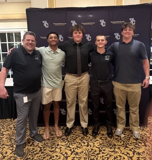 landis_luke99's tweet photo. It was great representing @ClearviewFB on Monday night at the @TDClubofSJ for their Captains Night banquet. Congrats to the other Captains that were honored.🟢🟡🏈⏱️ @Mtrible
#findawaytowin #VictoryHill #ViewFB #theFRONTier #WJFL
@viewathletics @ClearviewFB @wilson2882 @AmarCoach @RimbackSports @kminnicksports @McGurkSports @RiverviewSN @PrepRedzoneNJ @RivalsHS @247recruiting @CoachLanceo @COACHVLRN @CoryLRN @CoachSaville @LANCEOSRN @LRN400 #LRNEAST #LRN400 #LRNRECRUIT #LRNELITE #STUDENTATHLETE #CLASSOF2029 #HSPREPS #GrowthMindset