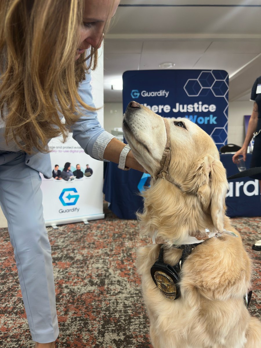 GetGuardify's tweet photo. Wrapping up three great days in Waco! 👏

Leo and Carrie have spent the week at TDCAA’s Annual Criminal &amp; Civil Law Conference meeting with prosecutors and justice professionals from across Texas. 

Thanks to everyone who stopped by our booth, and to TDCAA for a great week! https://t.co/YR9Q97fv3R