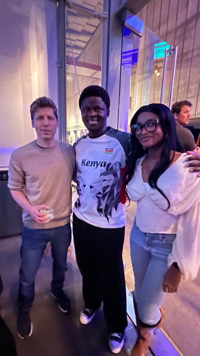 precioussjohn's tweet photo. Also got to meet @sama at the Astra community night 

Said they're working on better models for language translation, inspired by his visit to places like Lagos, Nigeria, and learning about underrepresented languages🙂‍↕️ https://t.co/S2spfMPJIX
