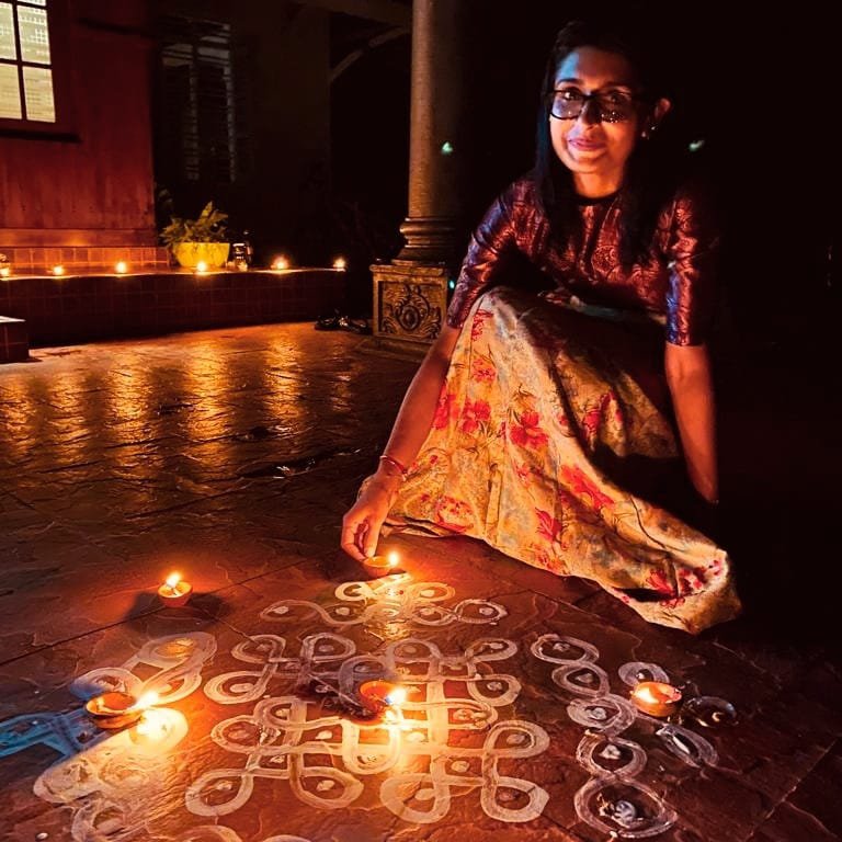 BJMM4Kerala's tweet photo. On PM Shri Narendra Modi @narendramodi Ji’s birthday, BJP Mahila Morcha workers across Kerala lit lamps, praying for his long life and good health.
@RoopkumariBJP
@BJPMahilaMorcha
@BJP4India
#HappyBdayPMModi #AshirwadKaDiya #SevaSankalpAbhiyan https://t.co/FUjW0O8Ed5