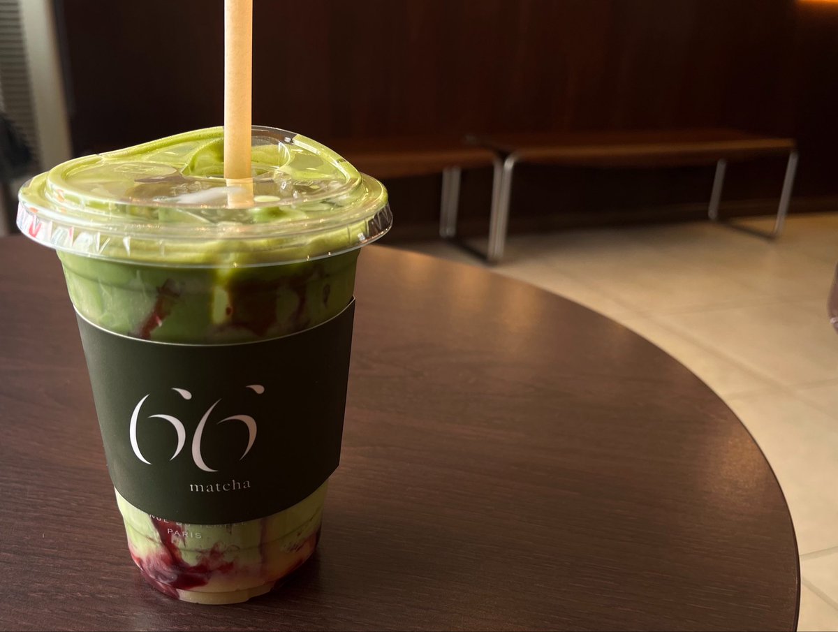 soyfaizz's tweet photo. des fois je repense à ce matcha framboise chocolat blanc et je rigole https://t.co/JVTI5oU2W1