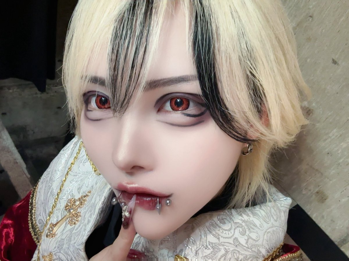 boku_isnt_alive's tweet photo. 🥺？😠！ https://t.co/jvd4XobKmF