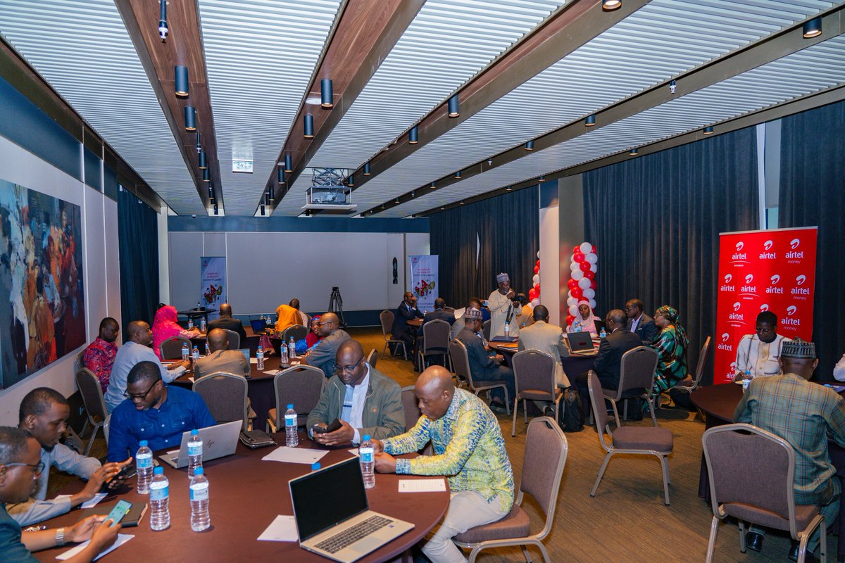 airtelniger's tweet photo. Airtel Niger accueille un atelier régional les 15 et 16 septembre 2026 ayant regroupé les représentants des administrations fiscales des pays membres de l’UEMOA
Objectif, examiner les politiques fiscales appliquées aux opérateurs de télécommunications dans l’espace
#AirtelNiger https://t.co/K7ok5lGAH6
