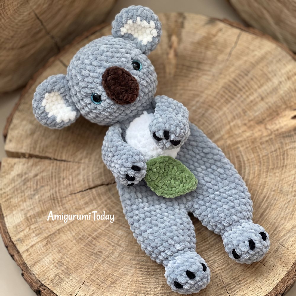 AmigurumiToday's tweet photo. 🐨 FREE PATTERN ➡️ https://t.co/SjkPmMHXR1
Stitch up a eucalyptus-loving friend with this free amigurumi koala snuggler crochet pattern 🥰💝
#amigurumitoday #amigurumi #crochet #freeamigurumipatterns #freecrochetpatterns #crafting #handmade #diy #crocheting https://t.co/vUZaWAdWqJ