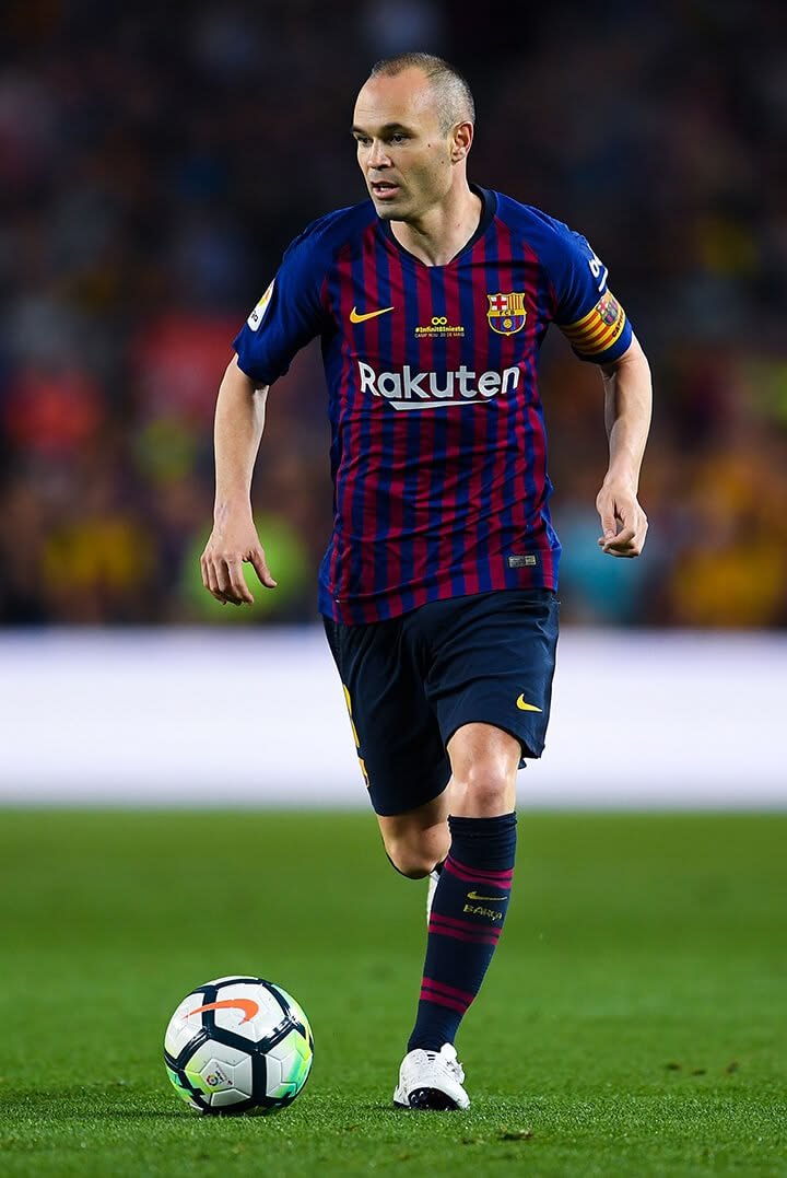 HUSSIENFCB2's tweet photo. مين افضل خلال فترة تواجده مع برشلونة؟

بصراحه انا بحترم انيستا وبقدر موهبته بس فيرمين فعاليته ، شخصيته اكبر وبيحسم المتشة

فيرمين بيحسم اكثر
انيستا امتع . https://t.co/aPmQJJGVq1