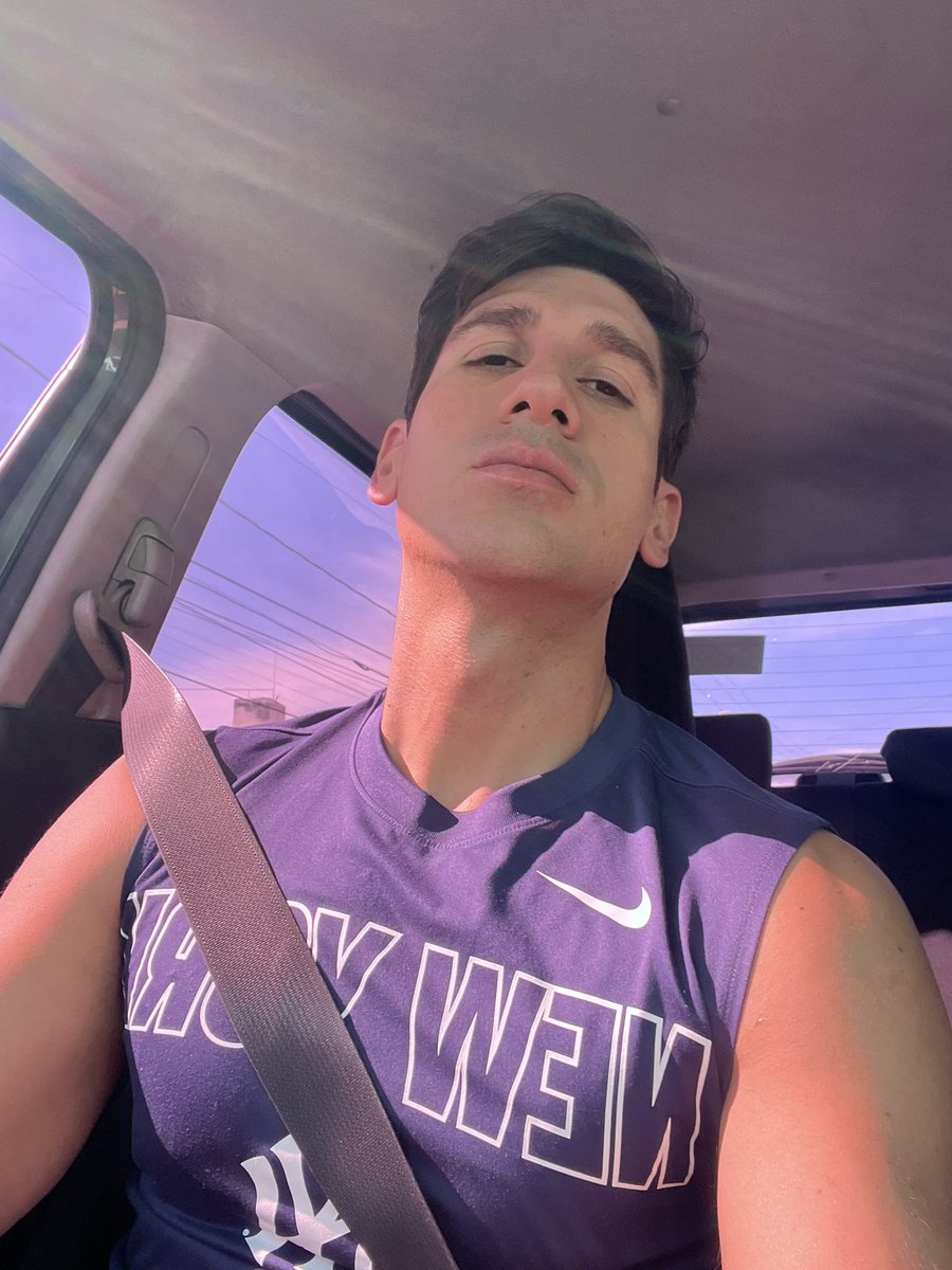 AllanRuzh's tweet photo. Buenos días.
¿Quién quiere ride? 🥵🔥 https://t.co/zoZlObAraE