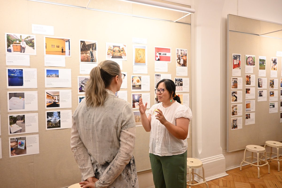 UofTInfoFaculty's tweet photo. This summer, 28 Master of Museum Studies students completed more than 7,800 hours of work-integrated learning with 23 museums, galleries, archives, cultural organizations and public institutions across Canada. https://t.co/KUsqsCRnF4 https://t.co/EgoR7jhZ8r