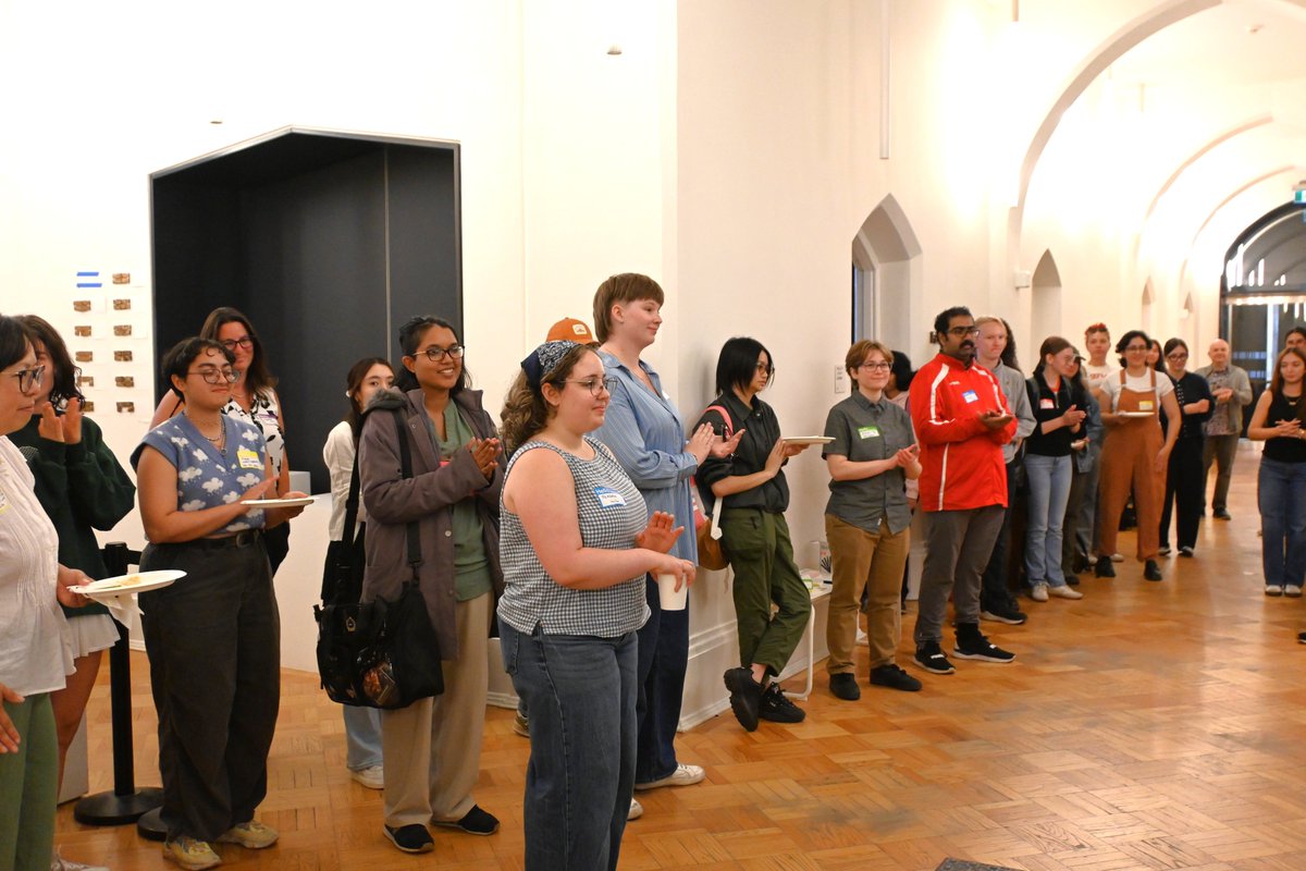 UofTInfoFaculty's tweet photo. This summer, 28 Master of Museum Studies students completed more than 7,800 hours of work-integrated learning with 23 museums, galleries, archives, cultural organizations and public institutions across Canada. https://t.co/KUsqsCRnF4 https://t.co/EgoR7jhZ8r