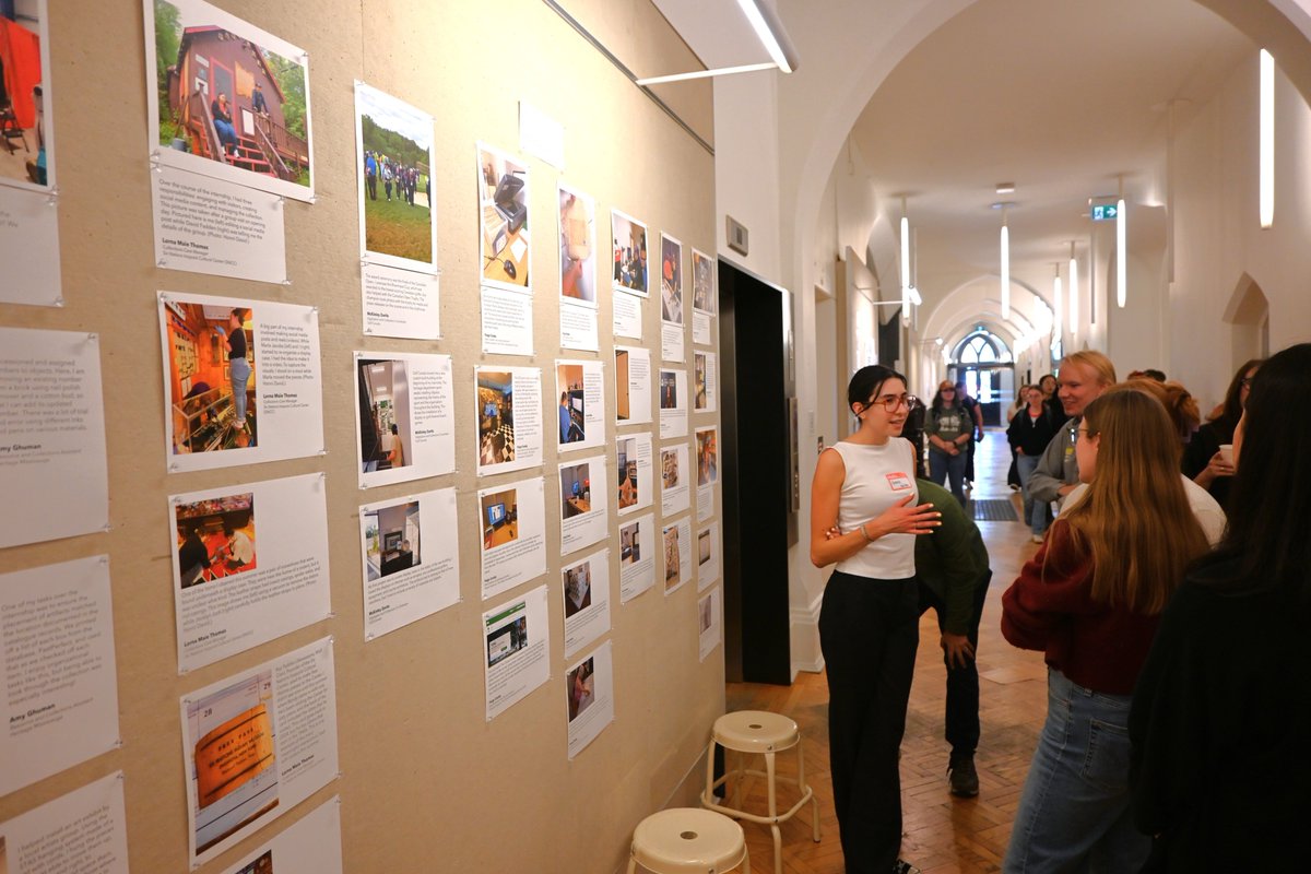 UofTInfoFaculty's tweet photo. This summer, 28 Master of Museum Studies students completed more than 7,800 hours of work-integrated learning with 23 museums, galleries, archives, cultural organizations and public institutions across Canada. https://t.co/KUsqsCRnF4 https://t.co/EgoR7jhZ8r