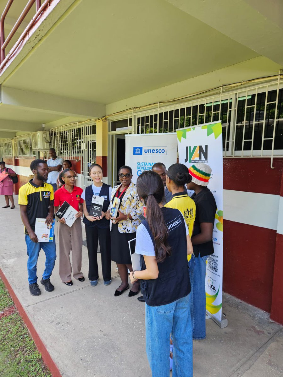 CaribbeanUnesco's tweet photo. As schools and students in Jamaica 🇯🇲 continue )moving after Hurricane Melissa 🇺🇳🏛️ UNESCO continues to support them along the way🎒 On 15 September 2026 @CaribbeanUnesco &amp; @youthadvocateja visited schools in St. Elizabeth to hand over textbooks, storybooks and school supplies 📚 https://t.co/OC75erqqAT