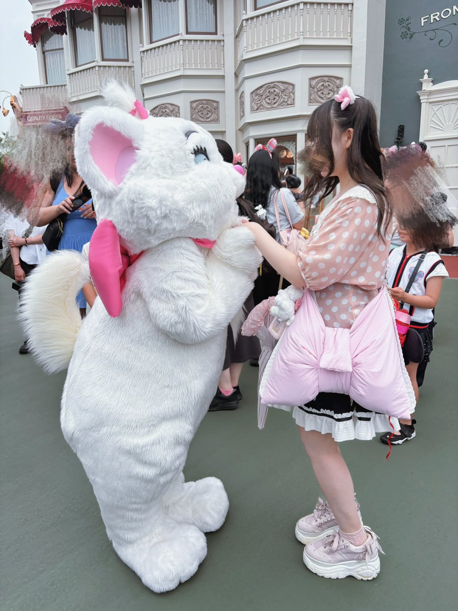 nya22n22's tweet photo. アイコンにするくらい気に入ってるマリーちゃん𑁊^. .^𑁊♩ この日もう会えないかもって諦めてたら会えてしかも待っててねとか気にかけてくれた激メロ子猫ちゃん♡
ずっと大好きだよ🥹 https://t.co/GDsx2wYDlU