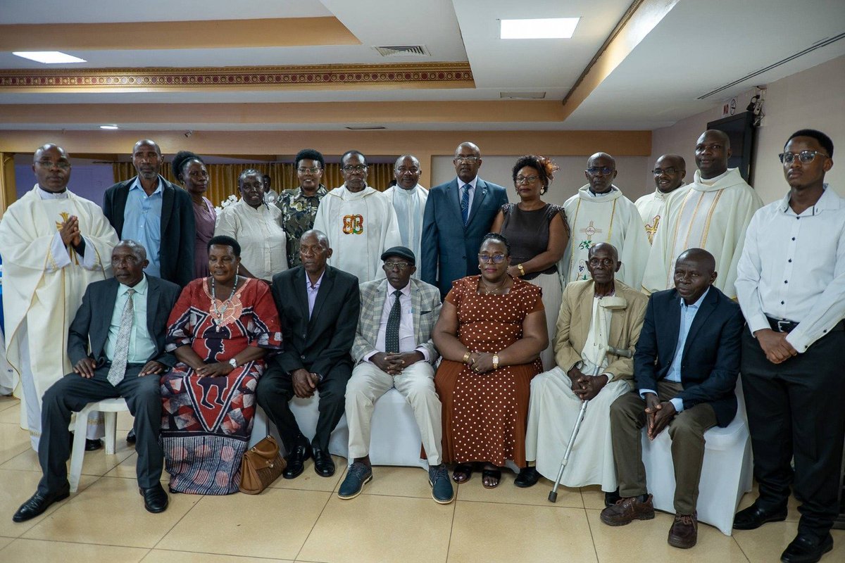 IanFirminho's tweet photo. As Flow of Purpose: From Streams of Childhood to Building Uganda’s Water Future begins its journey from his pages to ours, we celebrate a remarkable journey of service, purpose and impact. Congratulations, Dr. Tindi, on sharing your story with Uganda and the world.
#FlowOfPurpose https://t.co/6nPOavS9vA