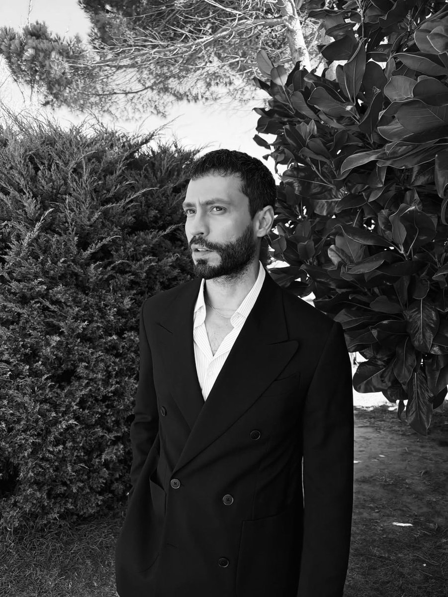 SceneNotes's tweet photo. • E K İ N  K O Ç • https://t.co/pmsNQWmMd2