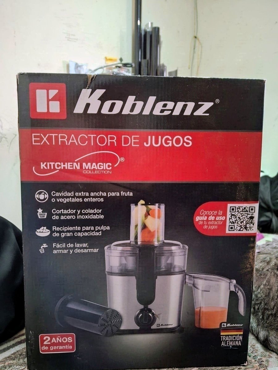 Ari_Arciniega6's tweet photo. Con infinito cariño les seguimos invitando a Nuestra Rifa por una gran causa 🐕🐈es un genial extractor de jugos Koblenz 🍇🍎🍉 para que tus mañanas sean más saludables , aún quedan 97 números para elegir tu favorito $100 c/u por cada número que se vende es un milagro para todos mis rescatados 🐾✨