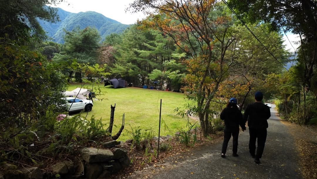 violetnelsonpbe's tweet photo. Taichung Heping, Obin

A cool five-needle pine forest with shelter canopies and a spacious lawn—an ideal choice for group camping. Follow Ai Camping to discover more quality campsites. https://t.co/PmQFdrS6jy