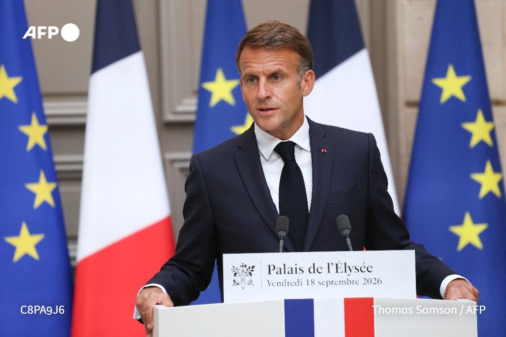 AFP's tweet photo. 🇫🇷 🇷🇺 President Emmanuel Macron warned on Friday of the growing threat posed by Moscow's shadow operations across Europe, saying he had ordered measures to protect France's critical infrastructure from Russian "hybrid attacks" ➡️ https://t.co/TOKYwLZlbV https://t.co/LrVkJZDfds