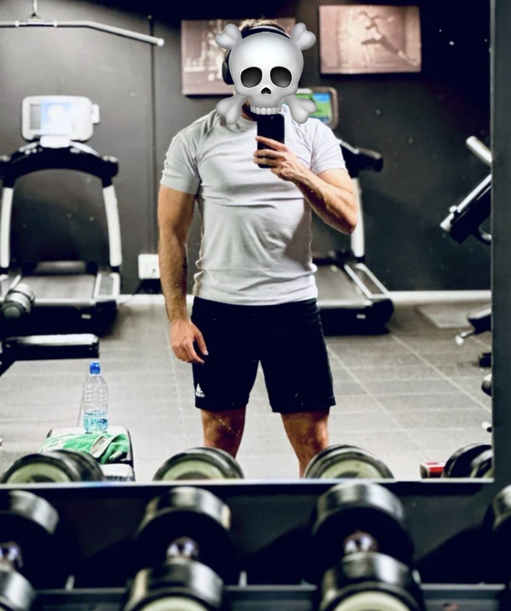 vnacional3's tweet photo. Tarde en el gym + cervezas con los colegas de siempre US80💪🏻 https://t.co/PRrLDYSfgz