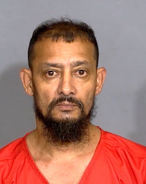 ashtonhackmantv's tweet photo. A Honduran national is back in the U.S. for an Indianapolis murder from December 2024.
IMPD tells us Zacarias Antunez-Padilla was extradited from Honduras on a murder warrant with the help of U.S. Marshals. He was booked into jail in Indianapolis Thursday.
Court documents say witness statements, security video and the gun evidence link him to the murder.
The shooting happened Dec. 30, 2024 at an apartment complex on the southeast side, near Rural Street and Hana Avenue.
Police found 30-year-old Dilmer Gabriel Juarez-Murillo dead with a gunshot and multiple stab wounds to the neck.
Newly unsealed court documents reveal witnesses reported that Juarez-Murillo and Antunez-Padilla had been drinking with friends. The two men reportedly stepped outside to talk when gunshots went off.
Police learned Antunez-Padilla fled the scene in a Toyota after the shooting. Officers allegedly found the same Toyota โ registered to Antunez-Padilla โ abandoned in a nearby apartment complex shortly after.
IMPD detectives quickly learned from federal authorities that Antunez-Padilla fled to Honduras on Dec. 31, 2024.
Honduran media reports indicate he was taken into custody in December 2025 in the San Antonio de Oriente municipality. It's a pretty remote part of Honduras.
He is being held without bond in the Marion County Jail. His initial hearing is scheduled for Sept. 22.