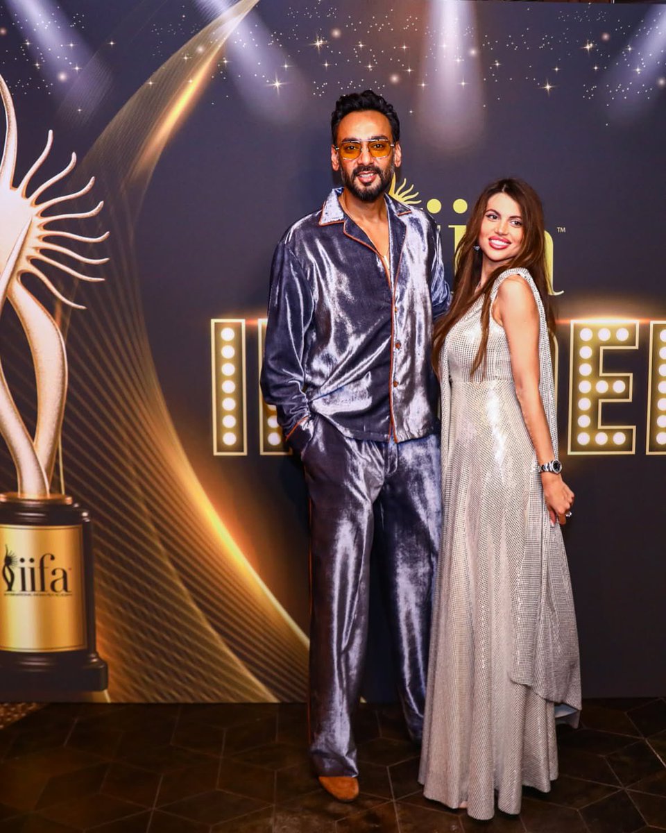 IIFA's tweet photo. The night was filled with IIFA magic, exciting reveals and a special star joining the celebration! ✨🌟

From great conversations and even better company to Varun Dhawan bringing his energy to #IIFAInsider, here’s a glimpse of an evening that set the stage for what’s to come at IIFA 2027! 🔥

#IIFA2027 #IIFAInsider #Yasisland #InAbudhabi 

@yasisland @InAbuDhabi @SobhaRealtyDXB