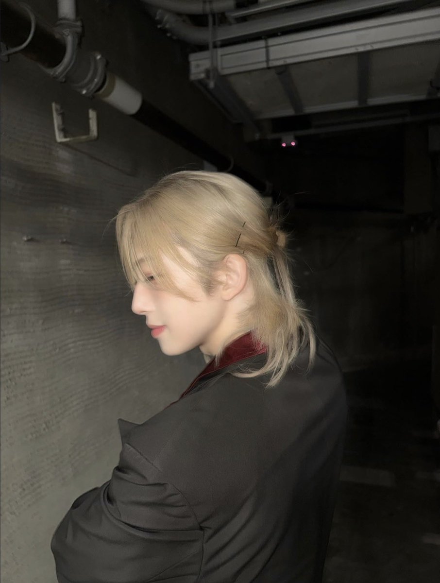 yufumies's tweet photo. WAIT. FUMA LET'S RUN BACK THE LONG HAIR WE HAVE TO TEST SOMETHING https://t.co/IRID1ykyFU