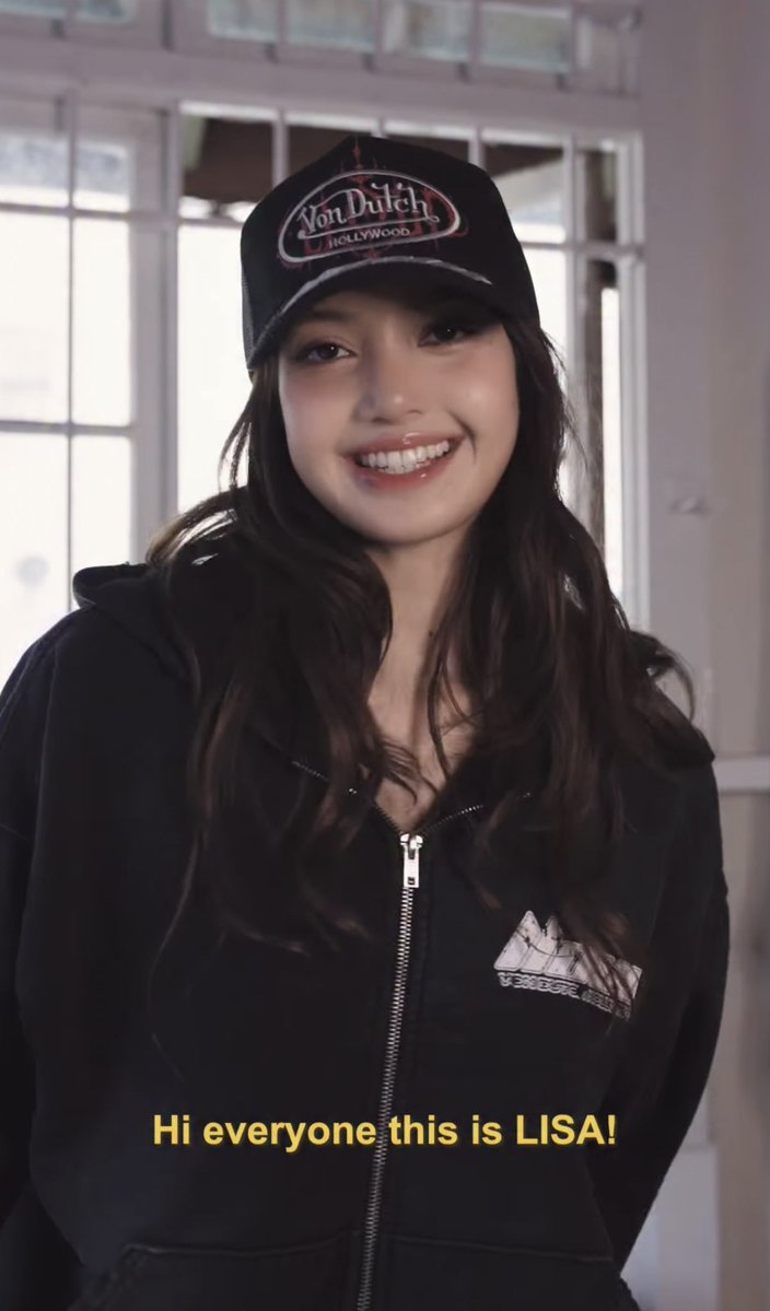 oyivelloud's tweet photo. COMPLEXCON - LA
ลิซ่าทำคอลเล็กชั่นกับ Von Dutch hollywood ด้วยละ เก๋มาก จำได้ว่าตอนสมัยสาวๆต้องมีหมวก Von Dutch ใส่แล้วเท่มาก 

The LLOUD x Von Dutch Hollywood collection debuts exclusively at ComplexCon, October 3–4.

#LISA #LLOUD #LLOUDxVONDUTCH https://t.co/B6klV01HUj