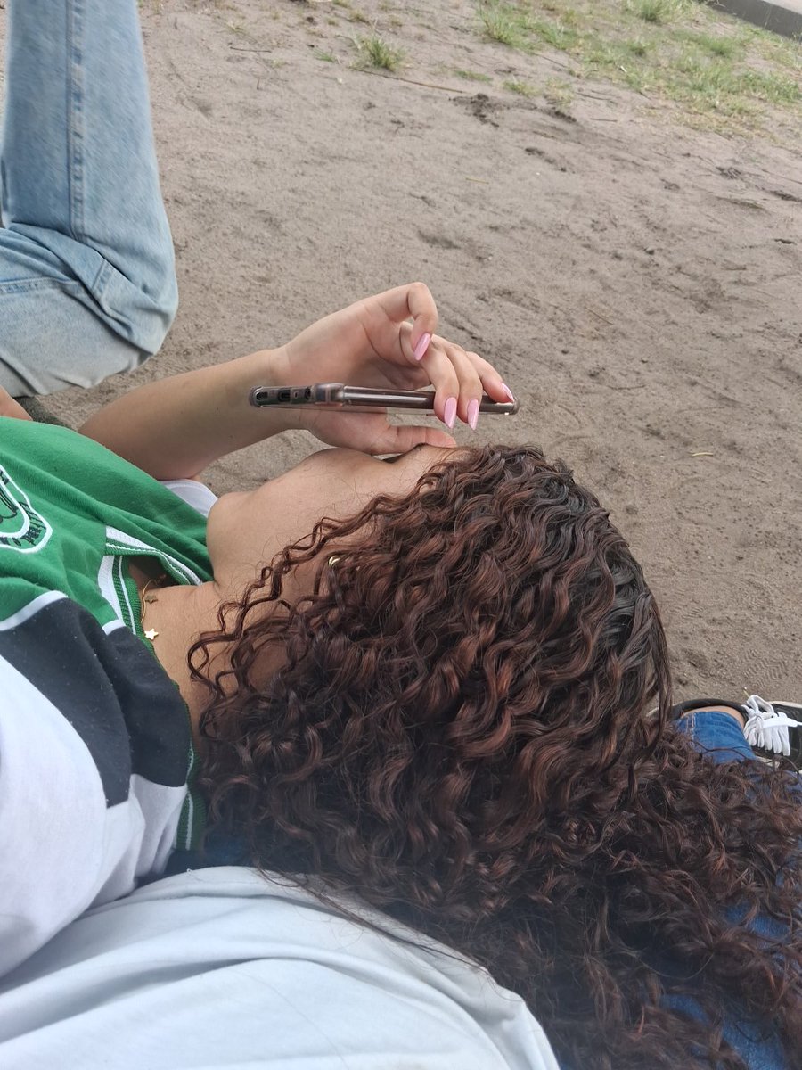 samiisousa_'s tweet photo. eu amo essa garota,af🩷 https://t.co/odnjXXtdkn