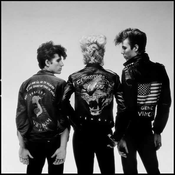 thestraycats's tweet photo. The Stray Cats photographed in London in 1980! 🐈‍⬛ 

📸: @ChalkieDavies /@gettyimages https://t.co/3wpwouosjw