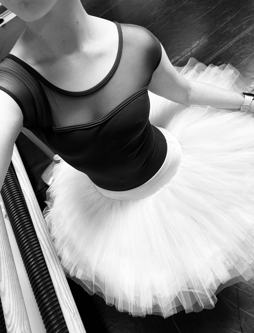 beatlemilka's tweet photo. A few of my ballet pics recently #edtwtㅤ #ana 47/156 https://t.co/jPsGp3v23z