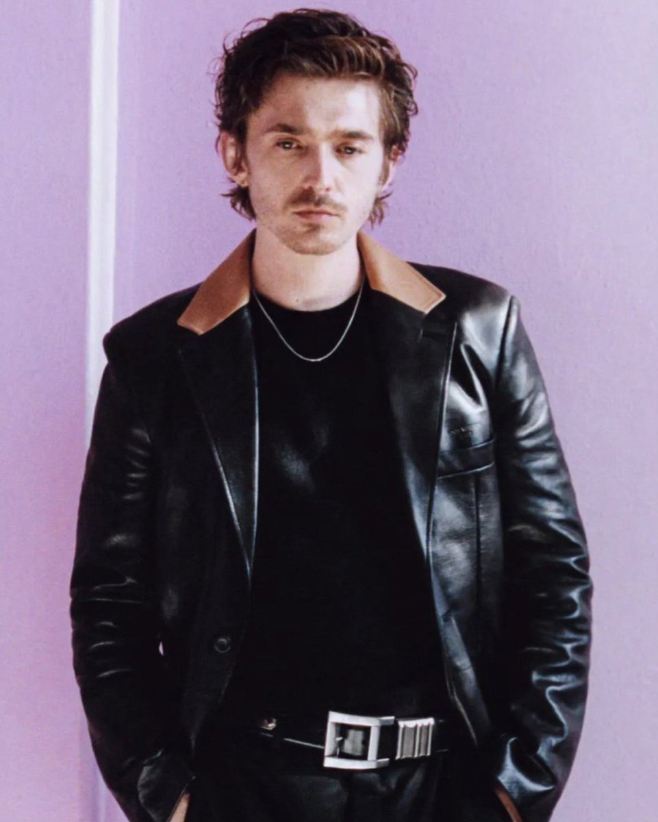 sarahkyle7's tweet photo. Austin Abrams For GQ Hype. https://t.co/EOonzKnC35