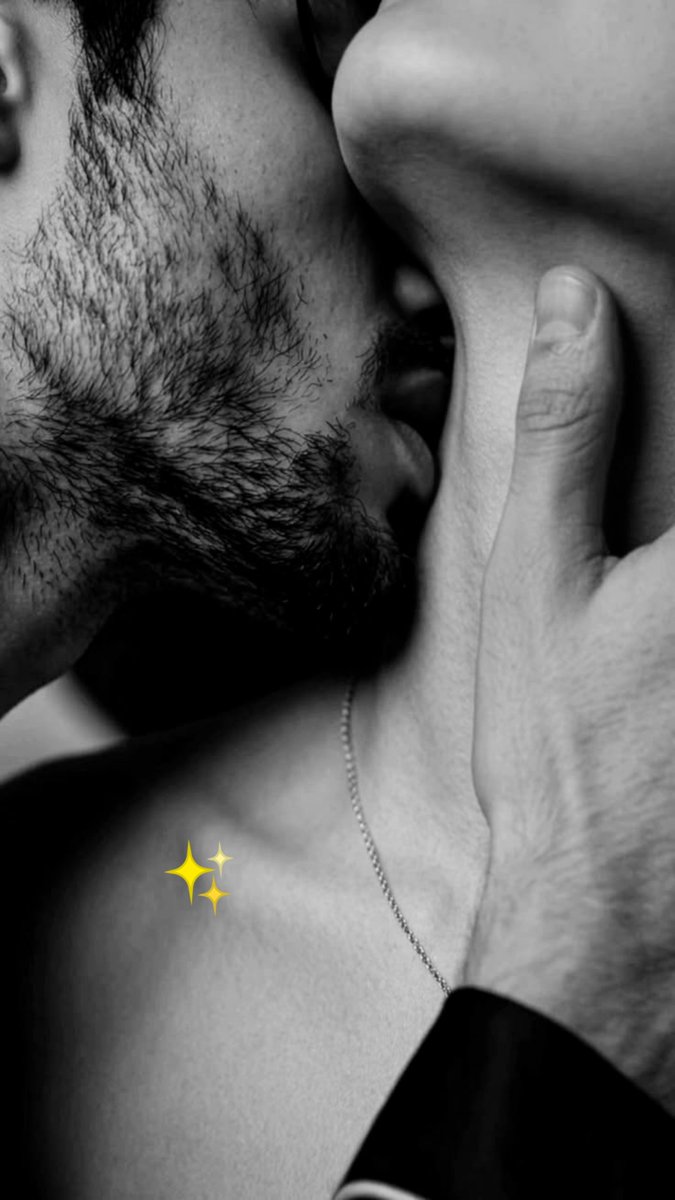 soytusonri58472's tweet photo. 🖤
Justo ese momento donde;
— No importa la razón.
— El tiempo pierde su nombre,
— Solo se encuentra el amor y la pasión en su máxima expresión...

𓂃˙⁠❥⁠
#SoloContigo ✨ https://t.co/e1arlaQuEC