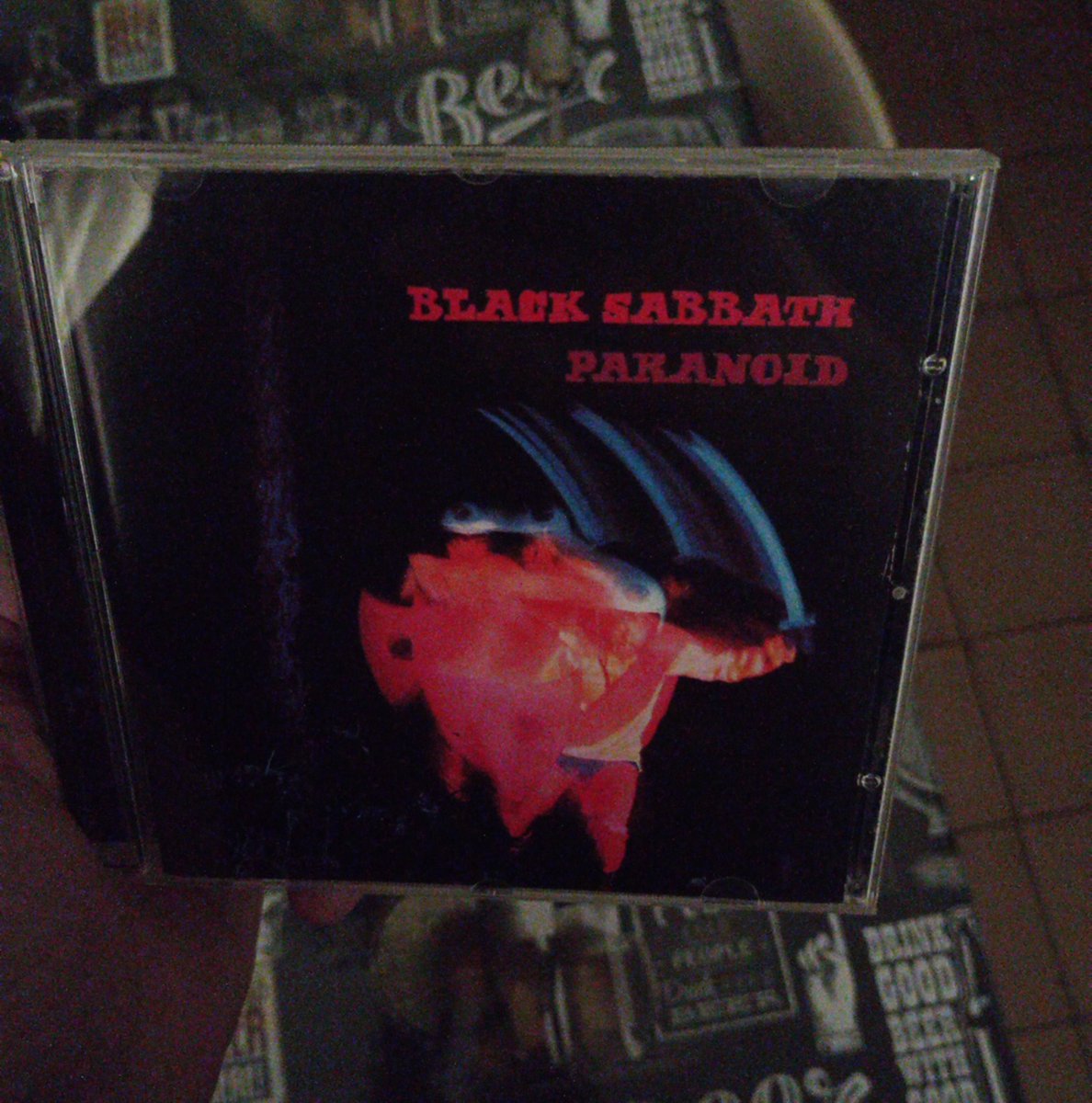 NFernandezz7's tweet photo. Black Sabbath Paranoid - Está joyita cumple 56 años 🤘⚔️ https://t.co/T7A2DniZoD