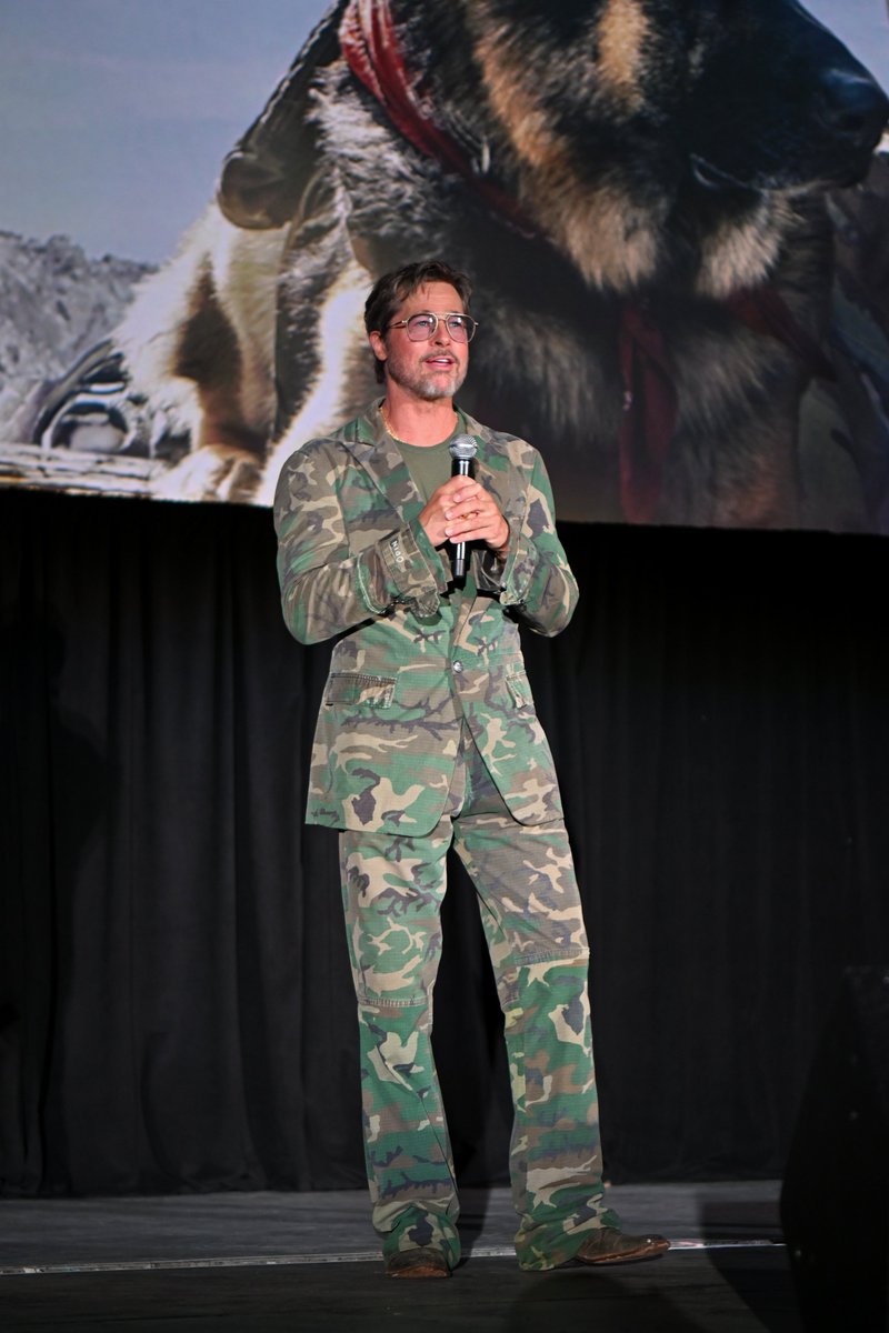 ComplexPop's tweet photo. Brad Pitt wore a camo print suit to the premiere of ‘HEART OF THE BEAST’ with his girlfriend Ines de Ramon. https://t.co/tQAJaz434R