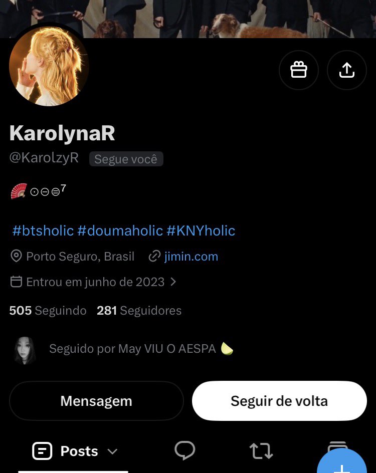 uchis4ever's tweet photo. seguir de volta https://t.co/XlHXnB4DSV
