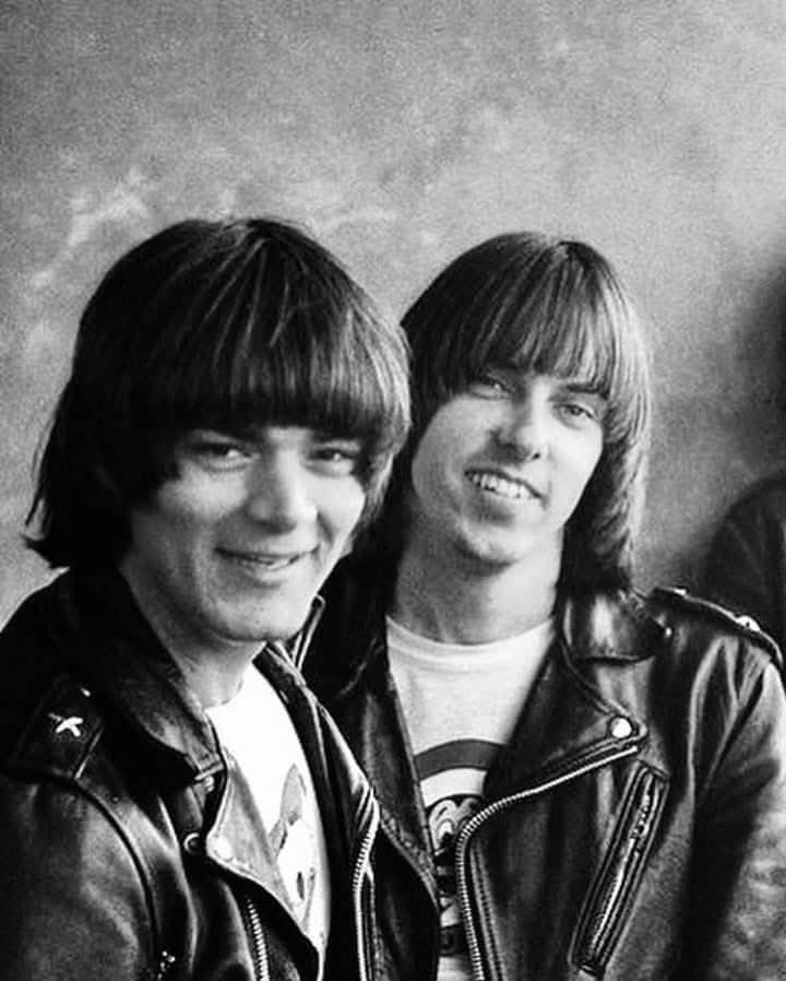johnnyramone's tweet photo. Happy Birthday, Dee Dee, from the Johnny Ramone Army!
“Dee Dee was a punk. He had the look, he was a great songwriter. And he was the most influential punk rock bassist of all time. No one else even comes close.” - Johnny Ramone
#JohnnyRamone
#JohnnyRamoneArmy
#DeeDeeRamone https://t.co/c5SJvBjXQq