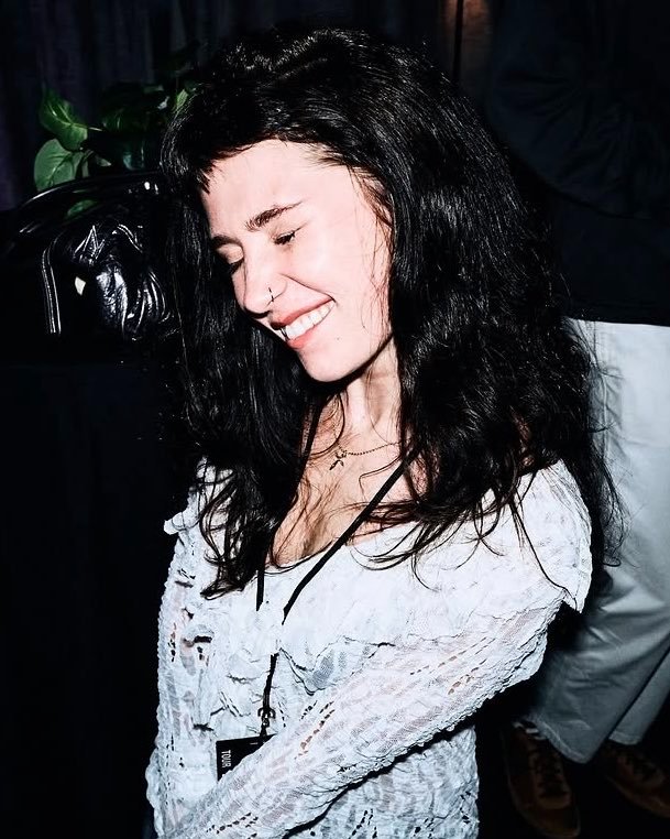 pheebclaire's tweet photo. RUE WHEN THE HELL WAS THIS https://t.co/L1XoiJQLrT