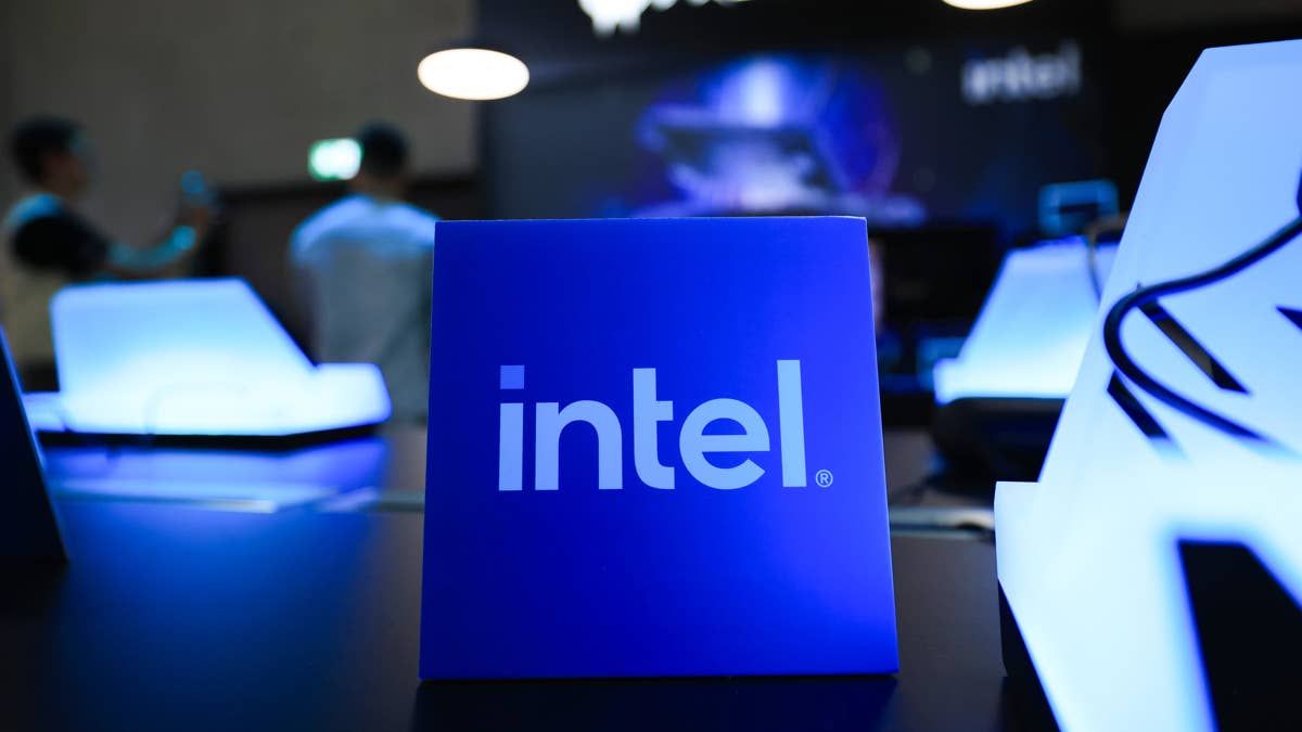 Top analyst sets outrageous Intel stock target ahead of earnings