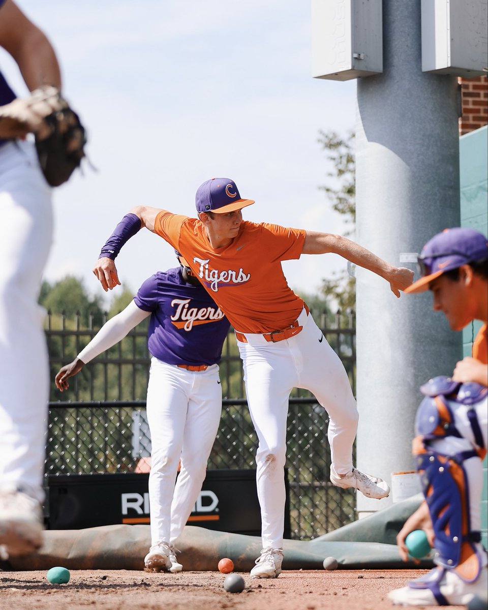 ClemsonBaseball's tweet photo. Feels good to be back 🍂⚾️ https://t.co/i4RORVsnrg