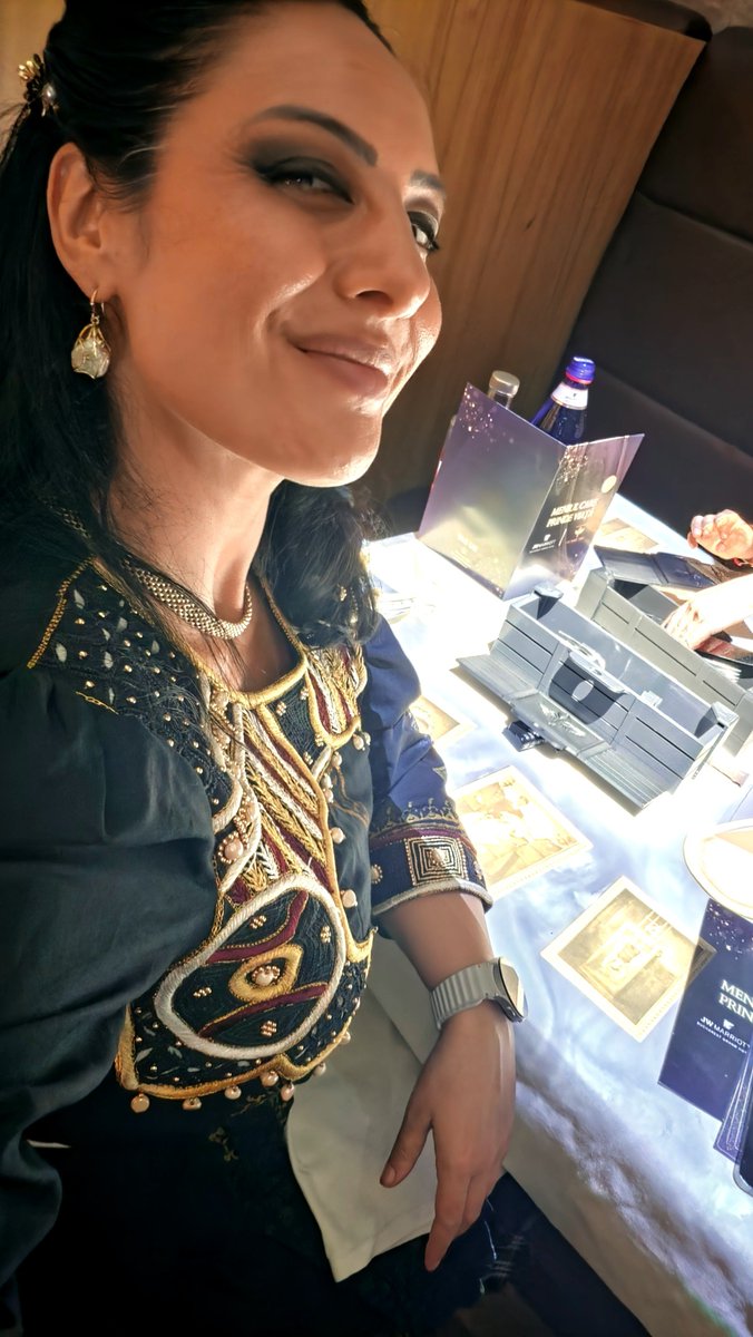 EzadaSinn's tweet photo. They gave us way too much food at the Magic Table but the kids loved the experience 👨‍👩‍👧‍👦

#magictable @JWMarriott https://t.co/LPAxD2FP1o