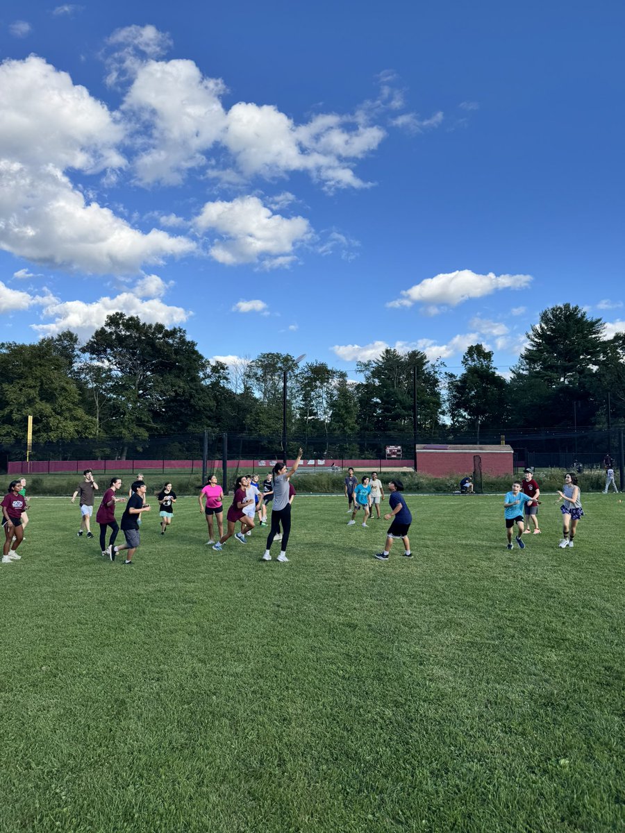 coach_gpe's tweet photo. Awesome Friday practice with Modified Cross Country and Varsity Cross Country at Ryder Park! Great way to bring both teams together and grow the running community! @OssiningSchools @OSSATHLETICS https://t.co/K6T7WfzDg2