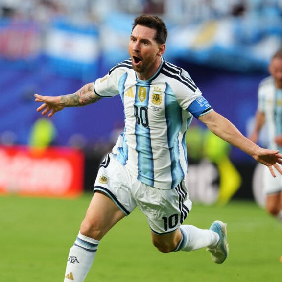 TouchlineX's tweet photo. 🚨🗣️ 𝗡𝗘𝗪: Lamine Yamal: “What Messi did at 39 YEARS OLD, at the World Cup, was really beautiful."

"Everyone knows he’s the BEST in history, but nobody expected him to have such a legendary World Cup."

“He was there in every match and took the team to the final. Argentina have good players, but Leo was always the one who appeared in the CRUCIAL MOMENTS."

“For me, he was the best player at the World Cup because of everything he represents and everything he accomplished."

“Nobody expected a player of Leo’s age, even being Leo himself, to perform at that level."